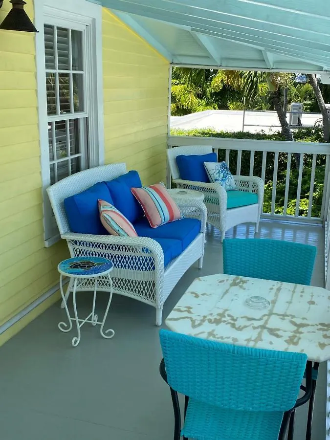 Duval Gardens Bed & Breakfast Key West