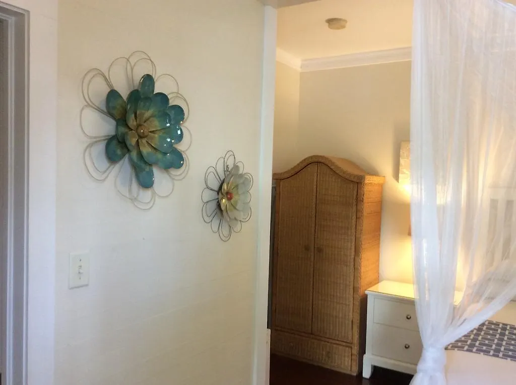 ***  Duval Gardens Bed & Breakfast Key West United States