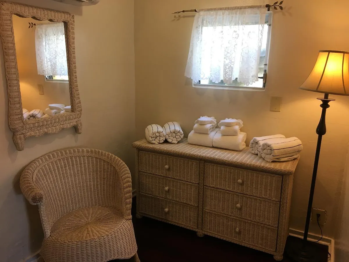Duval Gardens Bed & Breakfast Key West