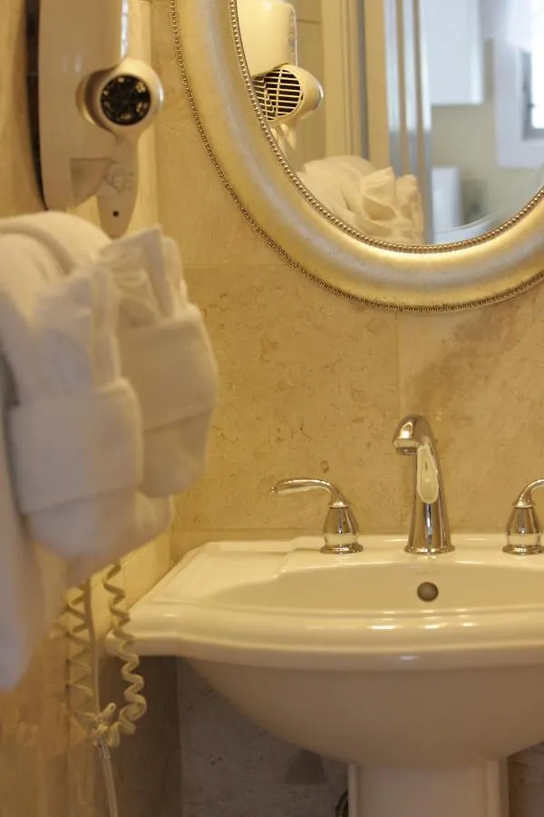 Duval Gardens Bed & Breakfast Key West United States